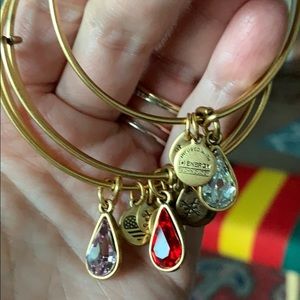 Alex and Ani NWOT 3pack Swarovski crystals gold